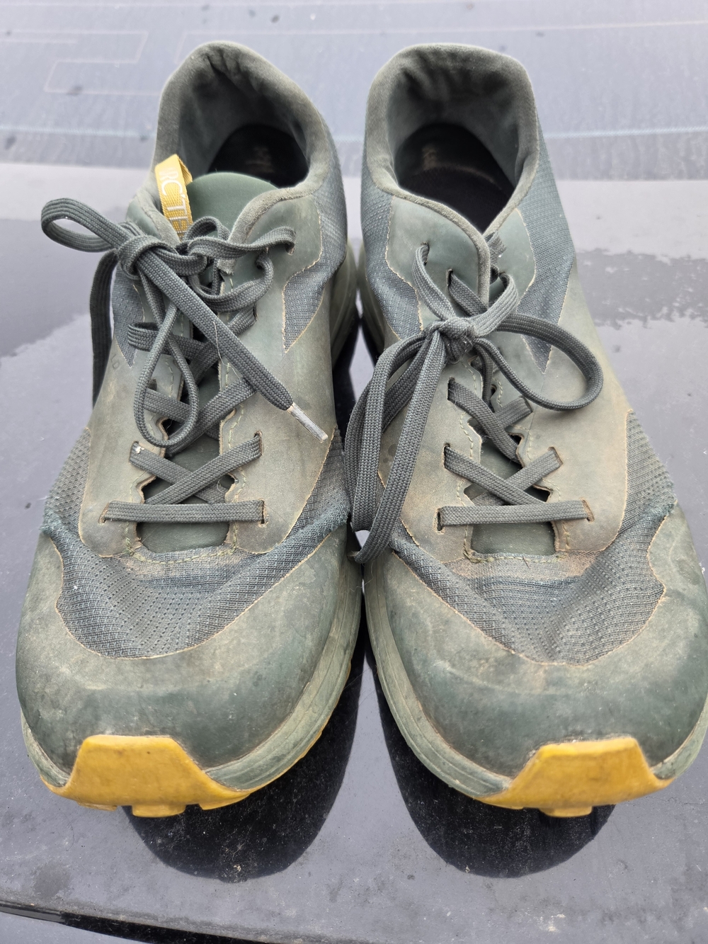 Men's Casual Green Lace-Up Sneakers With Wear As Noted